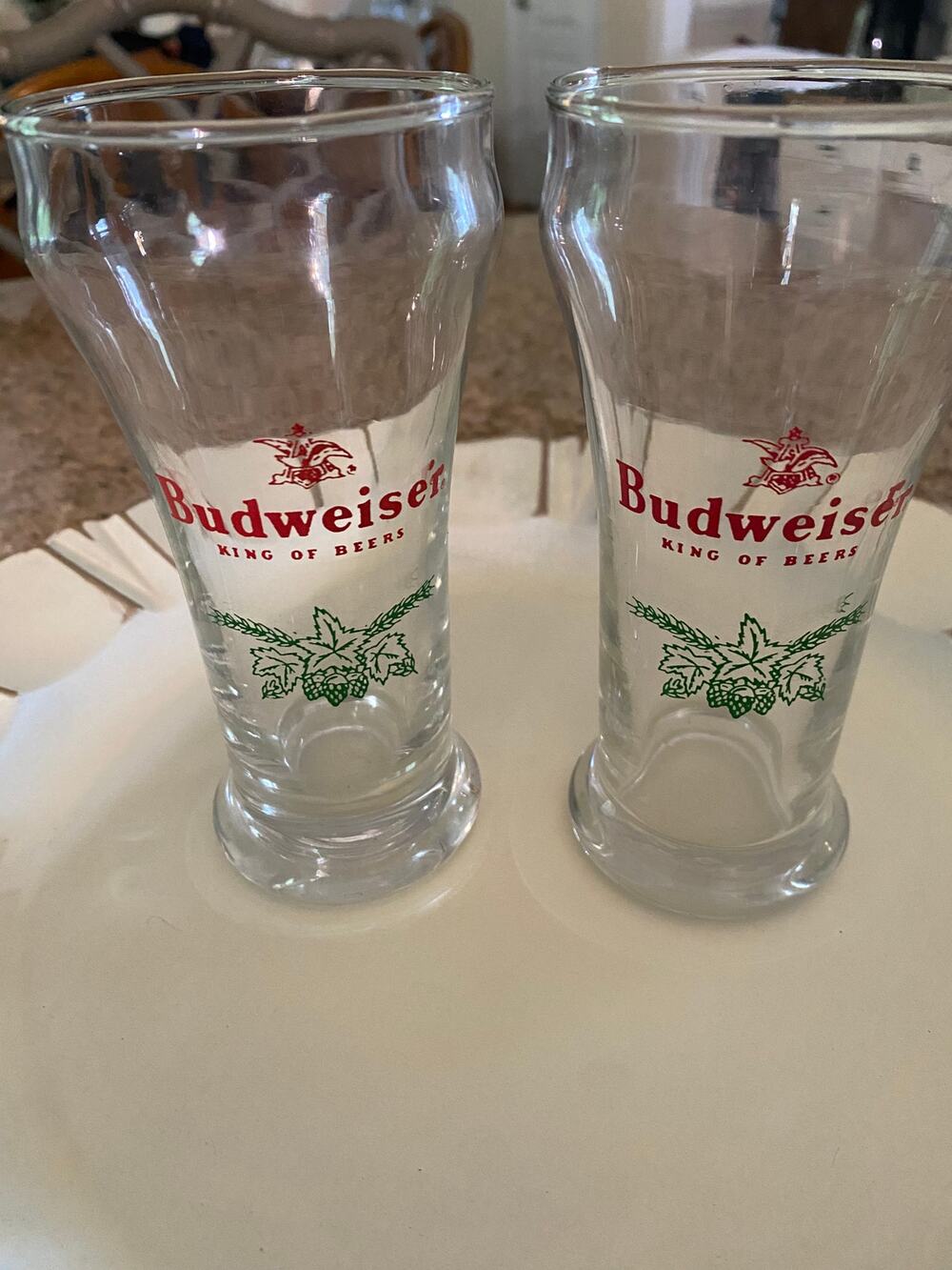 1980s BUDWEISER Beer Hopps Print Pilsner Flute Glass Barware 10 Oz set of 2